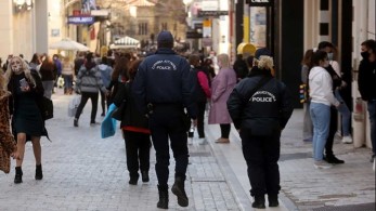 Λιανεμπόριο: Με κινητικότητα το χθεσινό “ξεκλείδωμα”