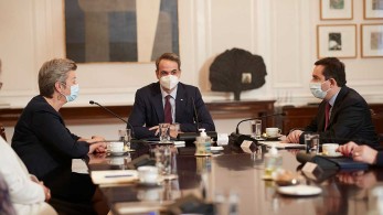 Συνάντηση Μητσοτάκη-Γιόχανσον: Στο επίκεντρο το νέο Σύμφωνο για τη Μετανάστευση