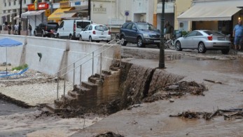 Κεφαλονιά: «Πνίγηκε» στη λάσπη η Αγία Ευφημία (pics & vids)