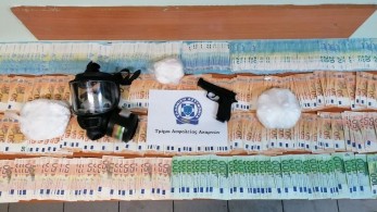 Εξαρθρώθηκε μεγάλο κύκλωμα διακίνησης ναρκωτικών… με θυγατρική (pics)