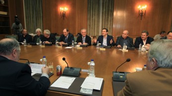 Όταν η παρέα του Τσίπρα είπε «ναι» στο Μνημόνιο