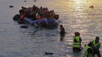 Τρεις βάρκες με 104 πρόσφυγες και μετανάστες εντοπίστηκαν σε Σάμο και Φαρμακονήσι