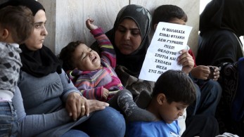 Αποχώρησαν οι αλλοδαποί από τη σιδηροδρομική γραμμή στη Μαλακάσα