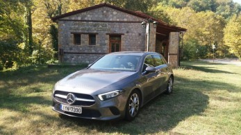 Ανεβάζει το επίπεδο πολυτέλειας η Mercedes A Class180d