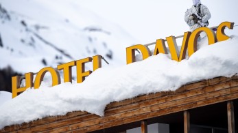 Από το Νταβός ο επόμενος Πρόεδρος της Δημοκρατίας