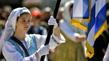 Έτσι θα επιλέγονται οι σημαιοφόροι – Η εγκύκλιος του υπ. Παιδείας