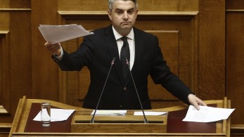 Κωνσταντινόπουλος: Να απολογηθούν ΣΥΡΙΖΑ και Χαρίτσης για τους μετακλητούς