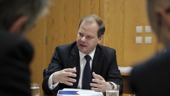 Διαβεβαιώσεις Καραμανλή για απομάκρυνση αμιάντου από το Μάτι