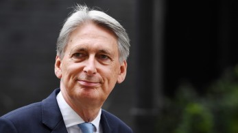 Βρετανία: Παραιτείται από βουλευτής ο Φίλιπ Χάμοντ