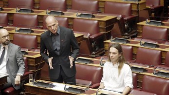Βαρουφάκης: Πρέπει να ντρεπόμαστε για αυτά που συμβαίνουν στη Μόρια