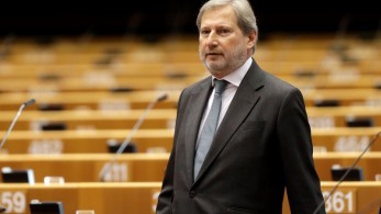 Οργή Χαν για το βέτο της Γαλλίας σε Σκόπια και Τίρανα για ένταξη στην ΕΕ