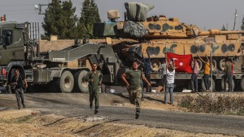 Στριμώχνεται ο Ερντογάν για την εισβολή στη Συρία