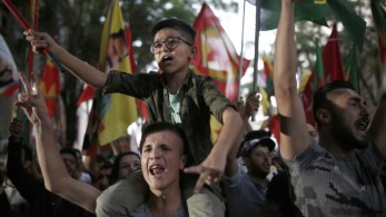 Πορείες Κούρδων σε Αθήνα και Θεσσαλονίκη