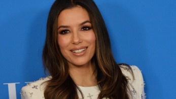 Η Εύα Λονγκόρια θα σκηνοθετήσει την ταινία «Flamin’ Hot»