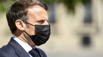 Απειλούν τον Μακρόν με χούντα: Έκρυθμη η κατάσταση στη Γαλλία