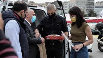 Η Δόμνα Μιχαηλίδου στα γεύματα αγάπης της ΚΟΔΕΠ