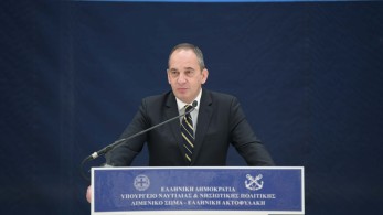 Πλακιωτάκης: Ασφαλέστερες παραλίες και θάλασσες για όλες και όλους