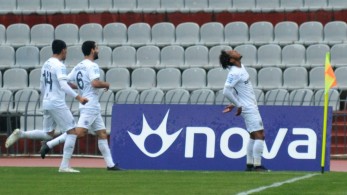 «Δηλητηριώδες δάγκωμα» ΟΦΗ σε ΑΕΛ