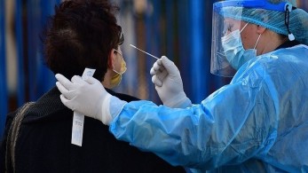 Κορωνοϊός: 2.461 νέα κρούσματα, 68 νεκροί, 737 διασωληνωμένοι