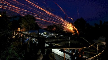 Βροντάδο Χίου: “Πρόβα τζενεράλε” για τον ρουκετοπόλεμο της Ανάστασης (Vid)