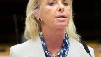 Βόζεμπεργκ: Επανεκκίνηση μόνο με το ψηφιακό πιστοποιητικό που πρότεινε ο Μητσοτάκης