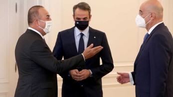 Συνάντηση Μητσοτάκη-Τσαβούσογλου: Αμοιβαία βούληση για την προώθηση θετικής ατζέντας