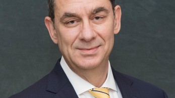 Moonshot: Ένα βιβλίο για το εμβόλιο – Πώς δημιουργήθηκε υπό την ηγεσία ενός έλληνα μετανάστη