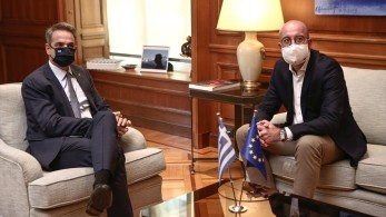 Παρουσία Μητσοτάκη-Μισέλ τα «αποκαλυπτήρια» για το πράσινο ψηφιακό πιστοποιητικό