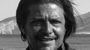 Από τον ΣΥΡΙΖΑ μέχρι τον Τράγκα, ένα τσιγάρο δρόμος