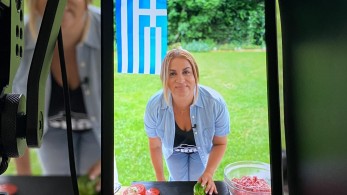 Euro …μαγειρικής στο Instagram- Στους ομίλους η Ελλάδα, με μπέργκερ μουσακά!