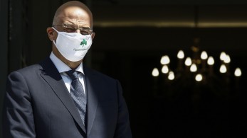 Δένδιας για τη Γιορτή του Πατέρα: “Ένας καθημερινός αγώνας στήριξης”