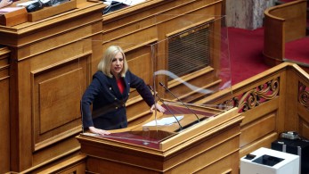 Η «αντιδεξιά» φάρσα της κ. Γεννηματά