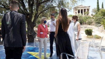 Ποιοι πολίτες συζήτησαν με τον Μητσοτάκη