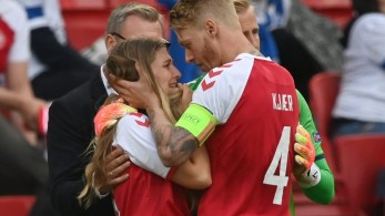 EURO 2020: Τα λεπτά «αιώνας» αγωνίας, για τη γυναίκα του Έρικσεν