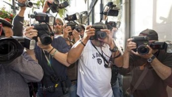 Γαλλία: Δίωξη, για δωροδοκία μάρτυρα, στη «βασίλισσα των παπαράτσι»