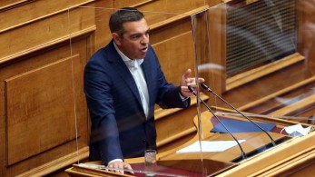 Ψέματα Τσίπρα στη Βουλή για το εργασιακό