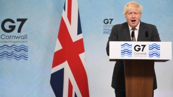 Μπόρις Τζόνσον: Θρίαμβος η δέσμευση των G7 για 1 δισ. δόσεις