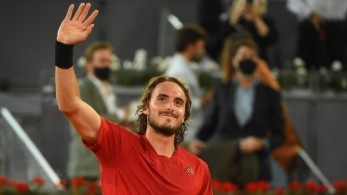 Ρολάν Γκαρός: “Επελαύνει” ο Στέφανος Τσιτσιπάς