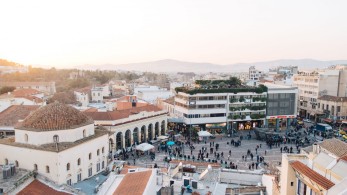 Δημοσκόπηση: Αισιόδοξο το 68% των επαγγελματιών – επιχειρηματιών της Αθήνας