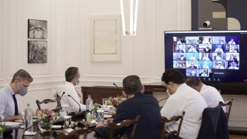 Σκέρτσος: Έβδομη στην Ευρώπη η Ελλάδα στον ρυθμό εμβολιασμού