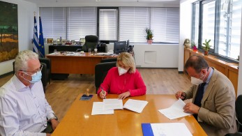 Υπουργείο Μετανάστευσης και Ασύλου: Μνημόνιο συνεργασίας με τον ΔΟΜ