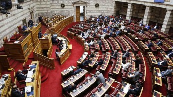 Μόνον 10 βουλευτές παραμένουν ανεμβολίαστοι