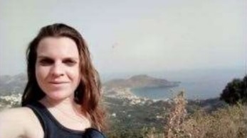 Ιατροδικαστής Ρεθύμνου: Θερμοπληξία και εξάντληση οδήγησαν στον θάνατο την 29χρονη Γαλλίδα