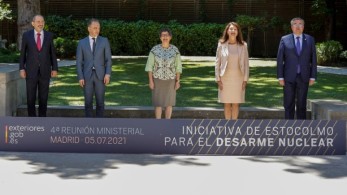 Σε “χειροπιαστά” βήματα για να μειωθούν τα πυρηνικά καλούν 16 χώρες