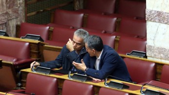 Τσακαλώτος-Σκουρλέτης αποφεύγουν ξανά να υπερασπιστούν τον Παππά…