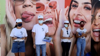 «Freedom Pass» και 150 ευρώ για πάνω από 130.000 εμβολιασμένους νέους