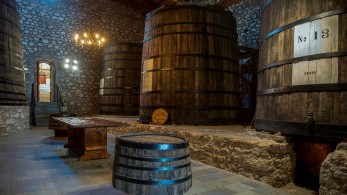 «Ταξίδι στην παράδοση» των κρασιών της Σάμου μέσα από το Οινοποιητικό Μουσείο