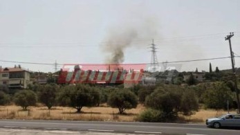 Πάτρα : Φωτιά στα Συχαινά, πάνω από την Περιμετρική οδό – Εκκενώνονται περιοχές – Διακοπή κυκλοφορίας