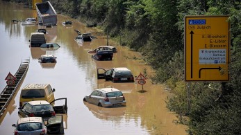 Φονικές πλημμύρες στη Γερμανία – Στους 156 οι νεκροί