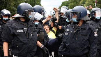 Γερμανία: Επεισόδια σε διαδηλώσεις κατά των υγειονομικών περιορισμών